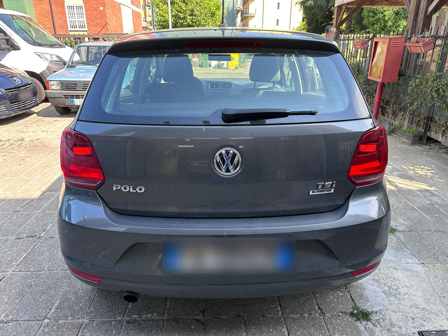 VOLKSWAGEN - POLO (2015 - km 153.000 - Benzina)