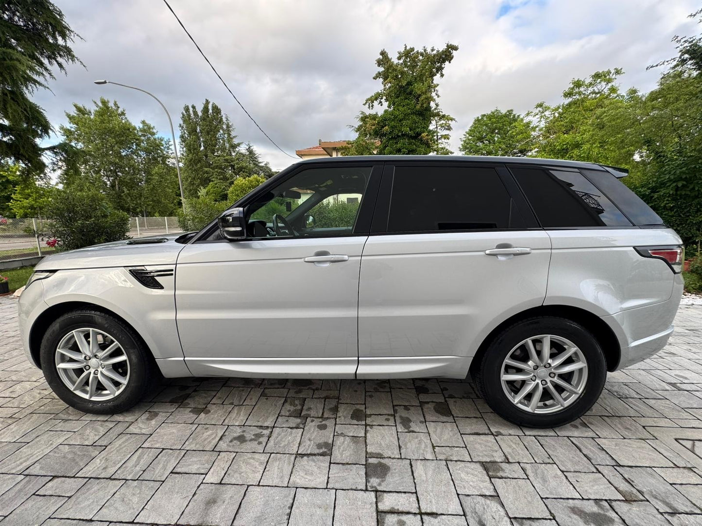 LAND ROVER - RANGE ROVER SPORT (2016 - km 158.000 - Diesel)