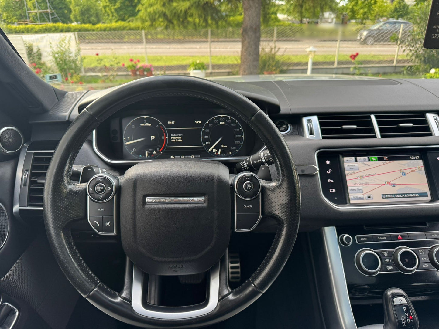 LAND ROVER - RANGE ROVER SPORT (2016 - km 158.000 - Diesel)