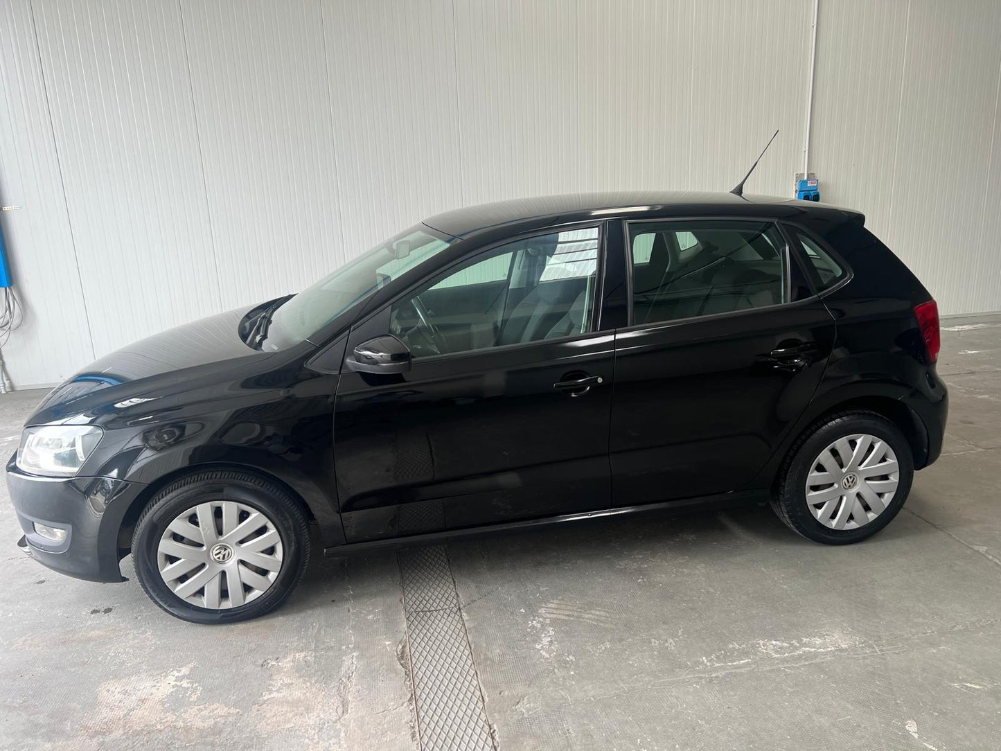 VOLKSWAGEN - POLO (2014 - km 166.000 - Diesel)