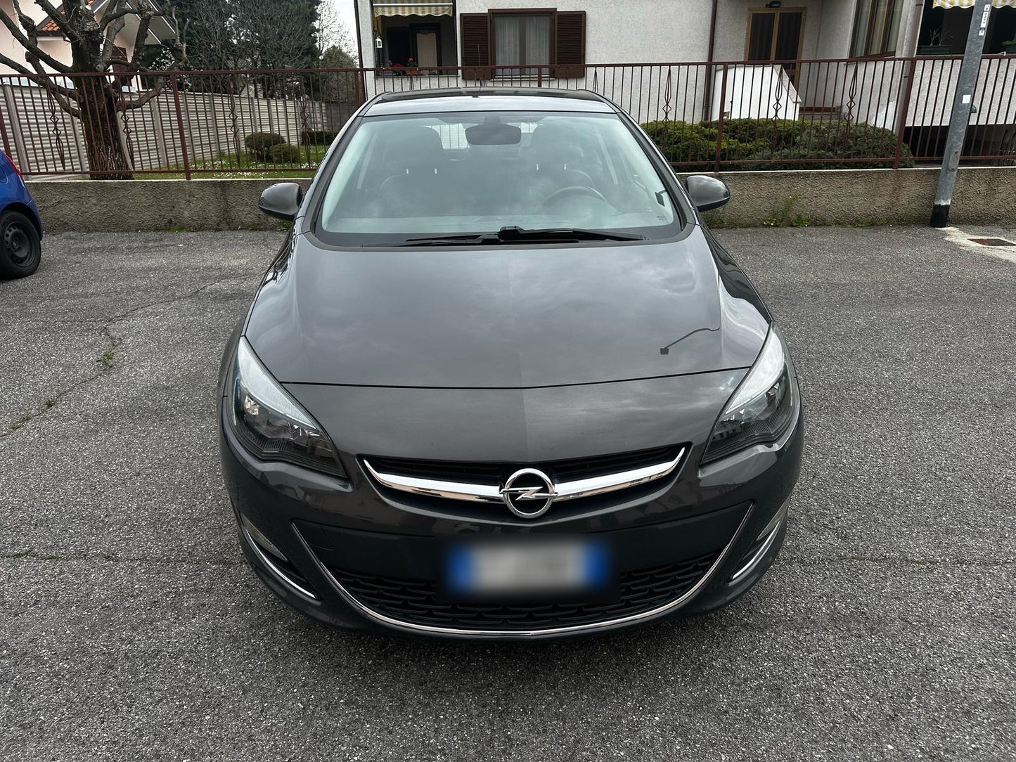 OPEL - ASTRA (2014 - km 111.000 - Gpl)