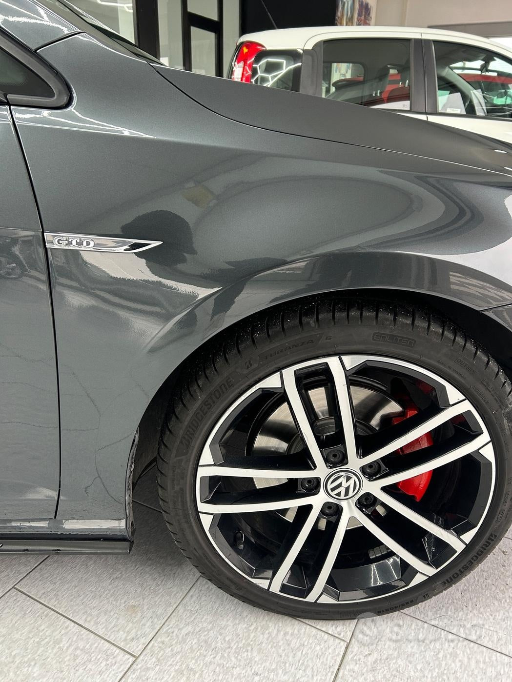 VOLKSWAGEN - GOLF GTD (2015 - km 160.000 - Diesel)