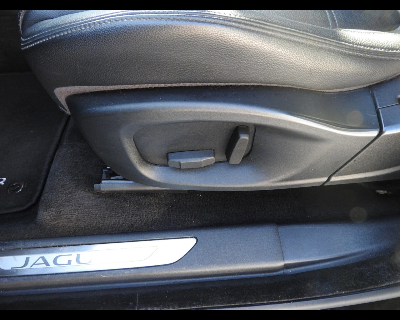 JAGUAR - E-PACE (2019 - km 144.528 - Diesel)
