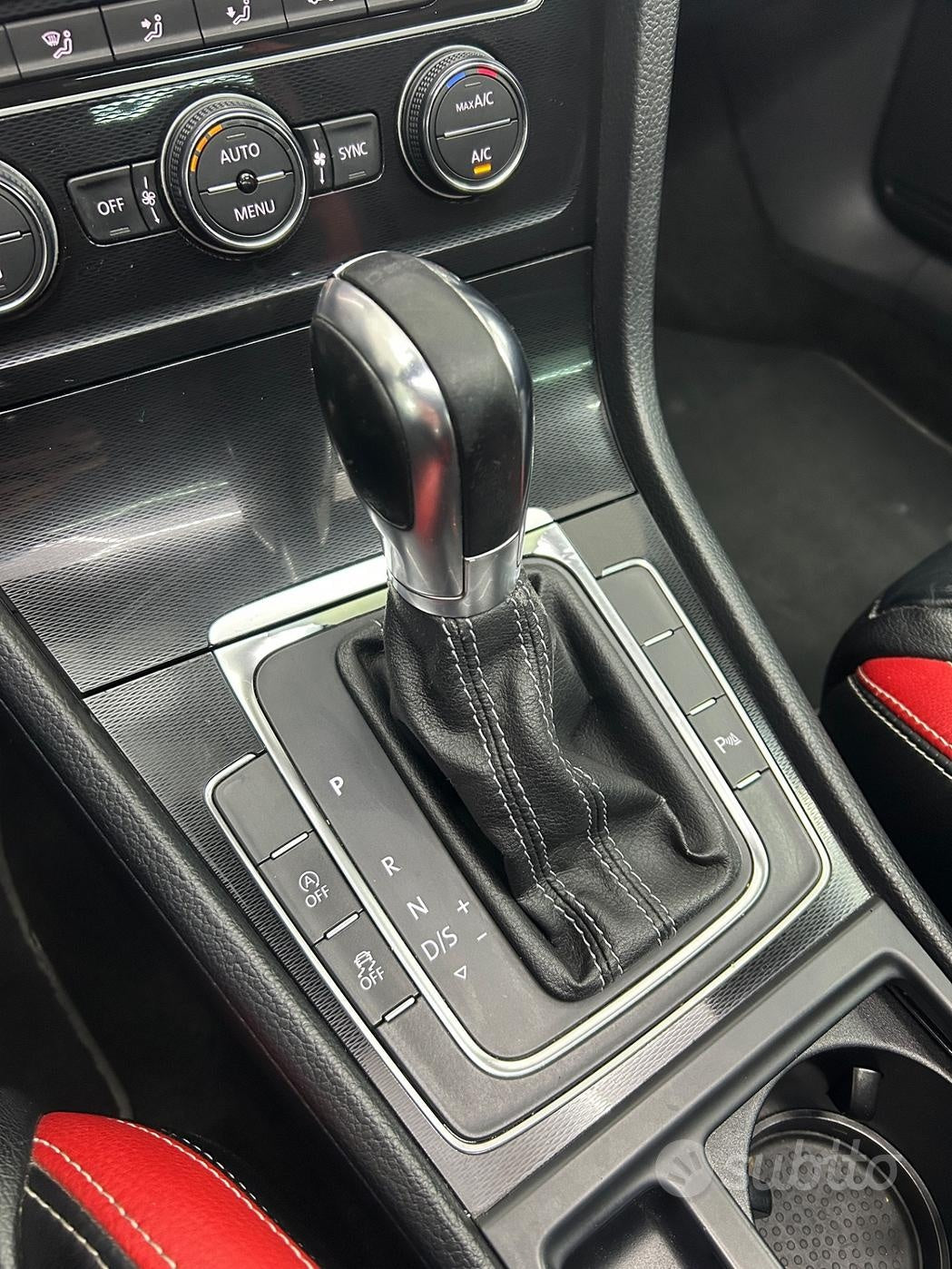 VOLKSWAGEN - GOLF GTD (2015 - km 160.000 - Diesel)