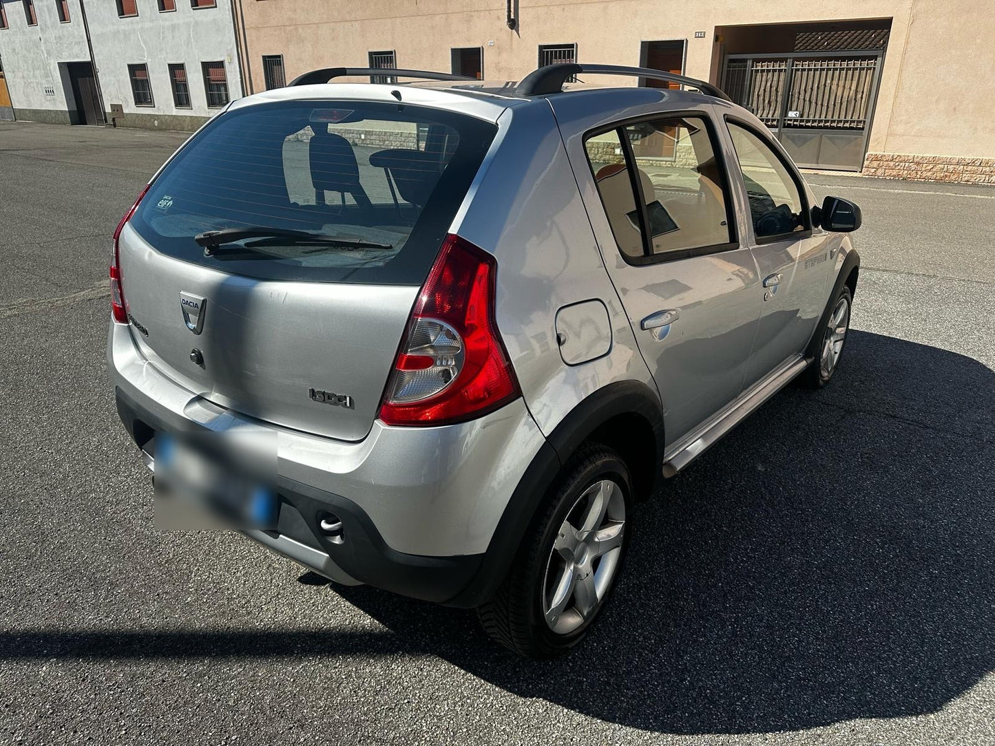DACIA - SANDERO STEPWAY (2011 - km 146.000 - Diesel)
