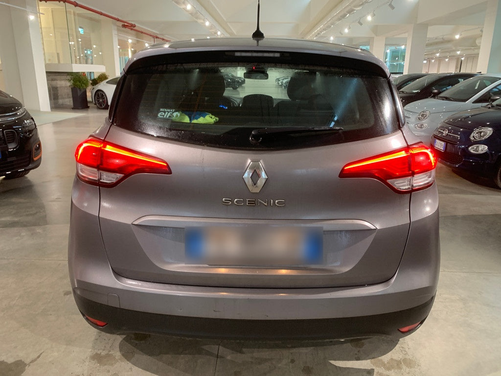 RENAULT - SCENIC (2017 - km 112.100 - Diesel)