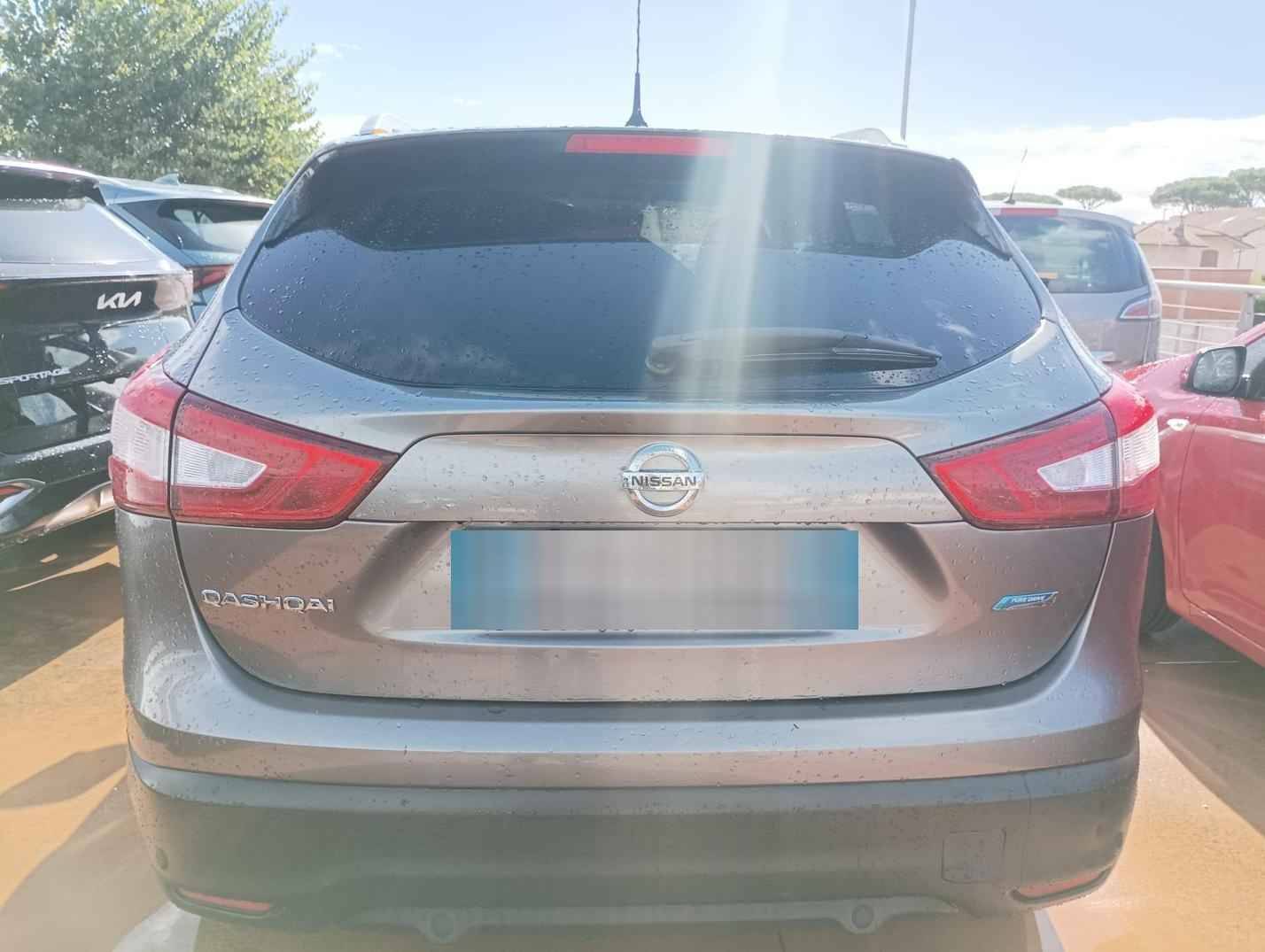 NISSAN - QASHQAI (2015 - km 200.000 - Diesel)