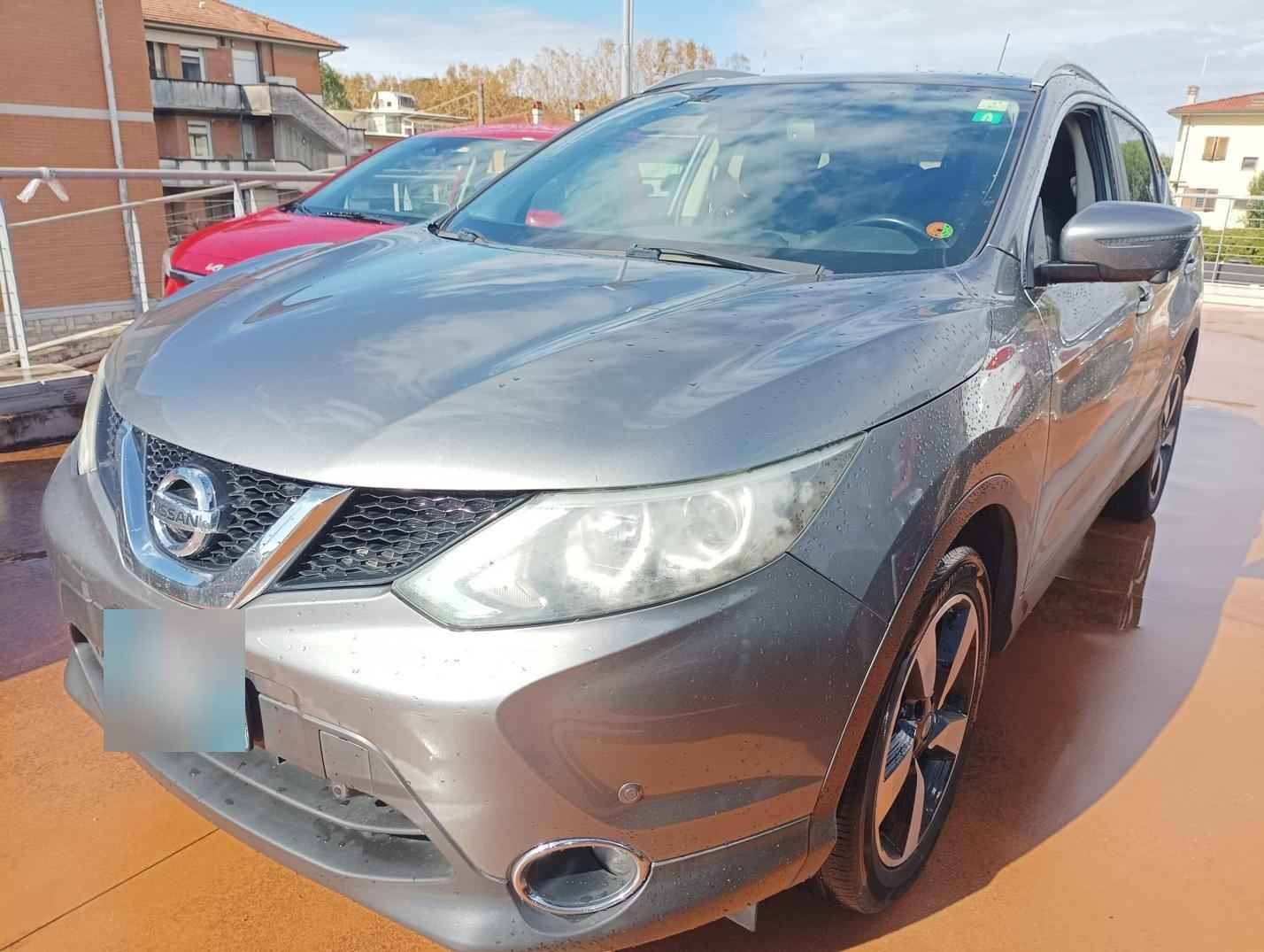 NISSAN - QASHQAI (2015 - km 200.000 - Diesel)
