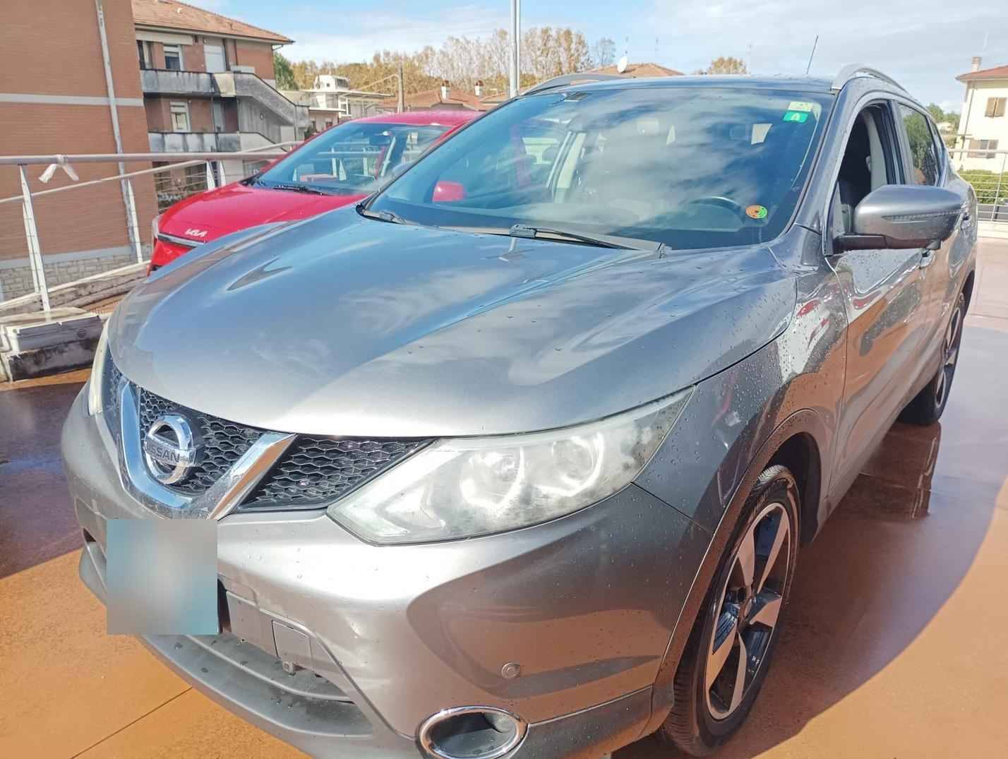 NISSAN - QASHQAI (2015 - km 200.000 - Diesel)