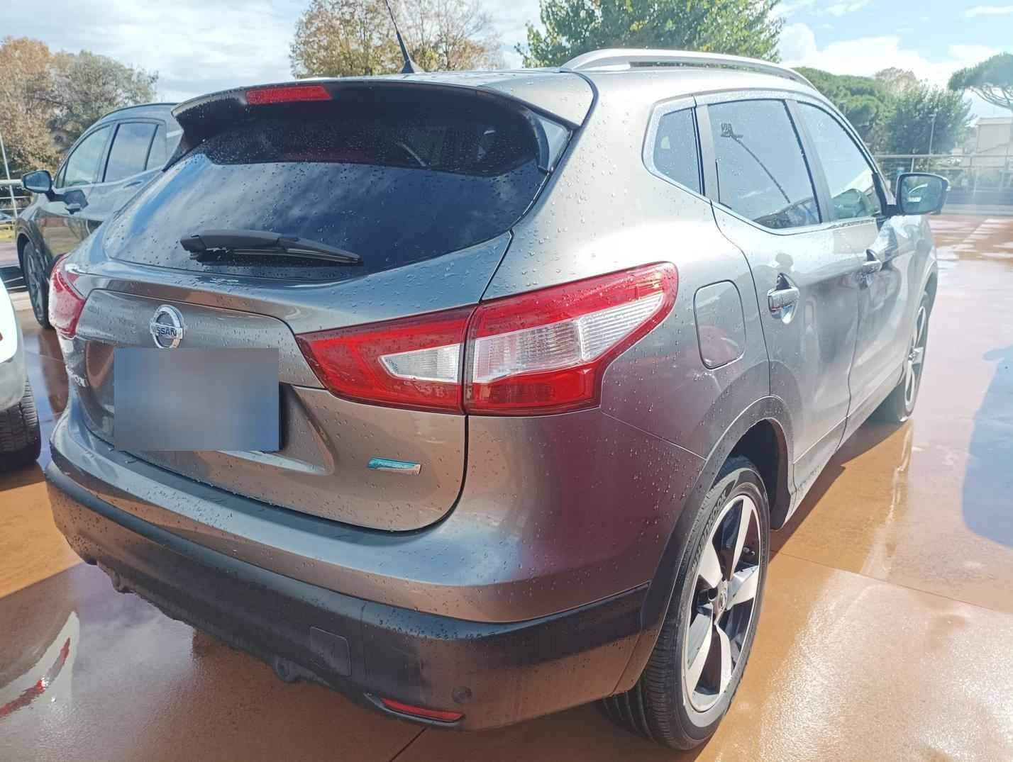 NISSAN - QASHQAI (2015 - km 200.000 - Diesel)