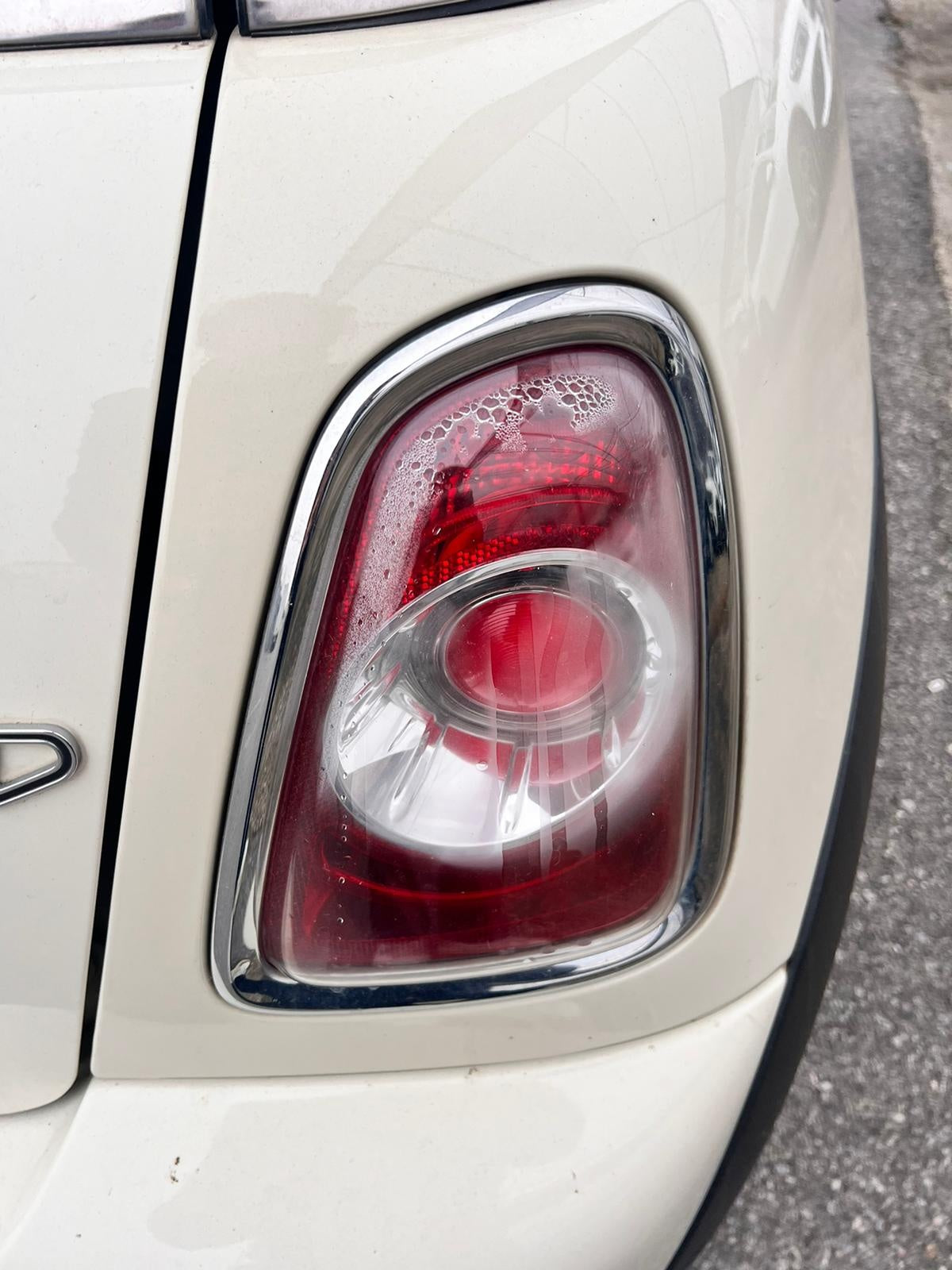 MINI - COOPER D (2014 - km 179.000 - Diesel)
