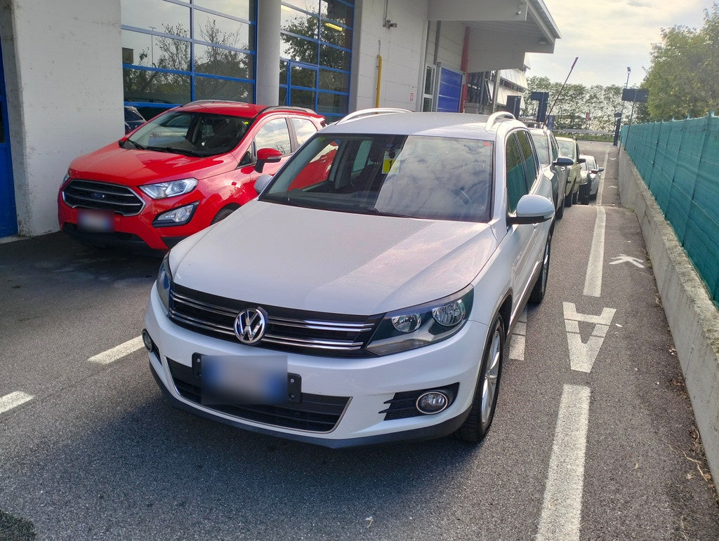 VOLKSWAGEN - TIGUAN (2015 - km 216.815 - Benzina)