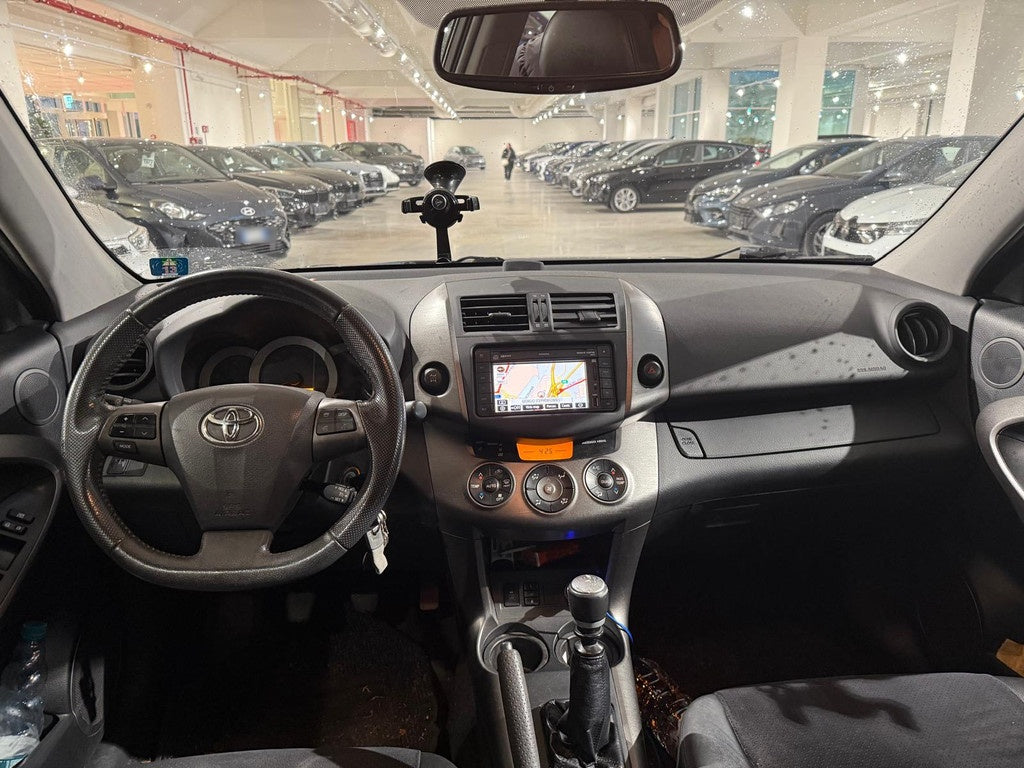 TOYOTA - RAV 4 (2011 - km 129.646 - Diesel)