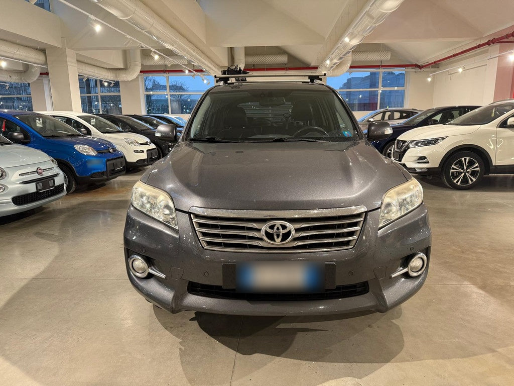 TOYOTA - RAV 4 (2011 - km 129.646 - Diesel)