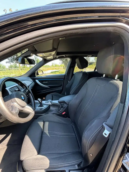 BMW - 320d (2019 - km 148.000 - Diesel)