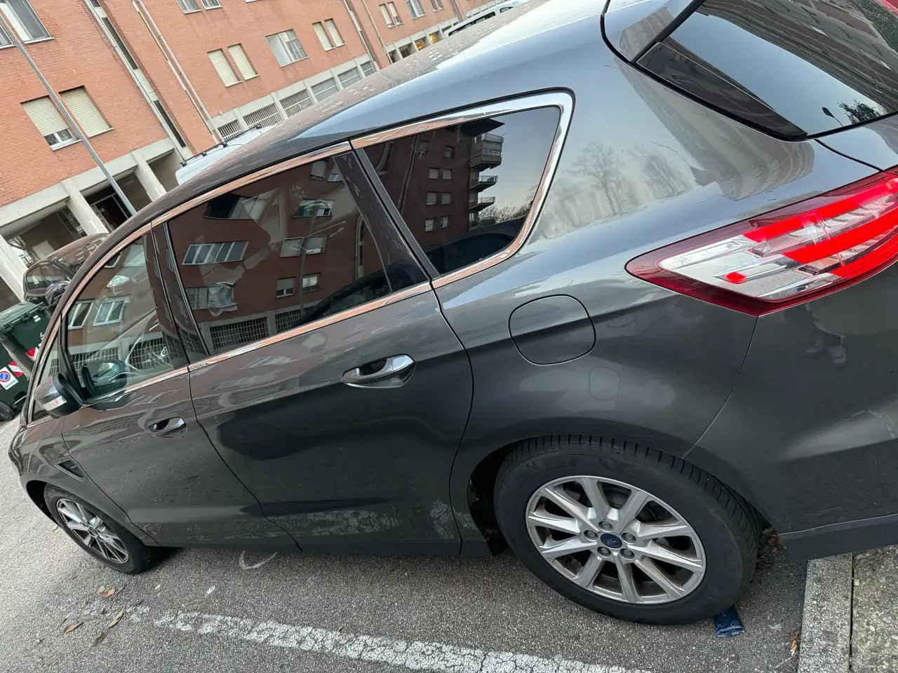 FORD - S-MAX (2017 - km 145.000 - Diesel)