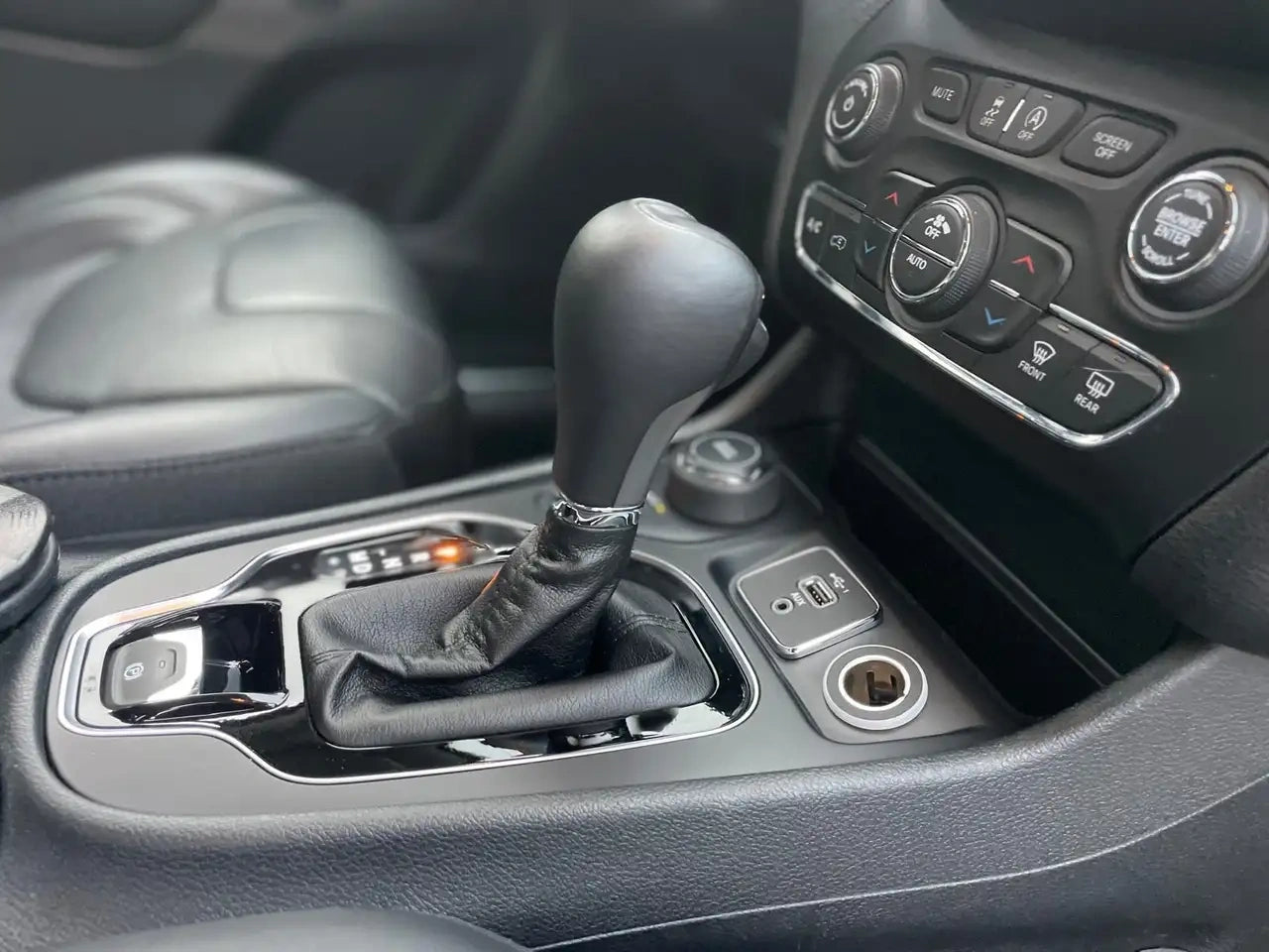 JEEP - CHEROKEE (2020 - km 111.400 - Diesel)