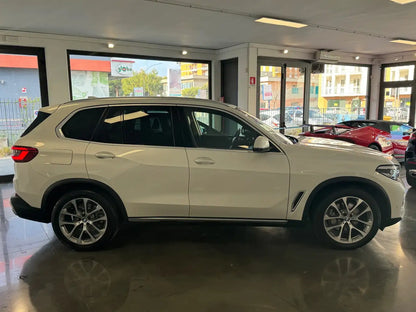 BMW - X5 (2019- km 120.000 - Diesel)