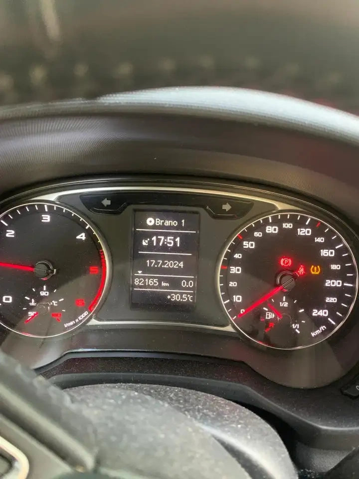 AUDI - A1 (2015 - km 82.000 - Diesel)