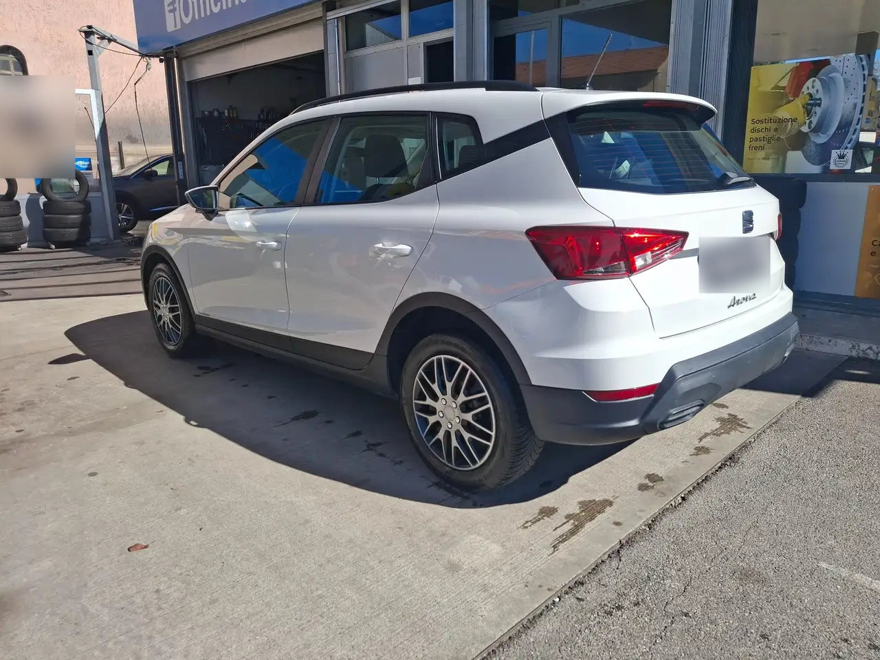 SEAT - ARONA (2022 - km 117.246 - Metano)