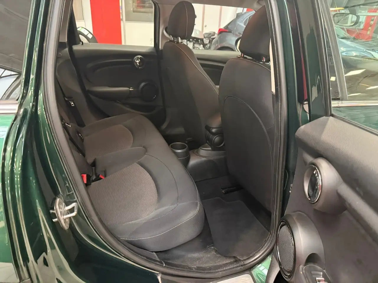 MINI - COOPER D (2018 - km 99.000 - Diesel)