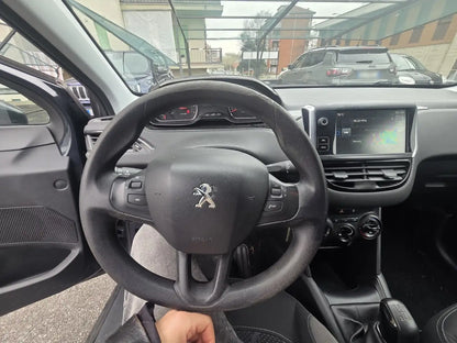 PEUGEOT - 208 (2015 - 130.000 km - Benzina)