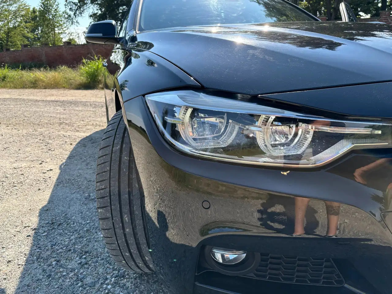 BMW - 320d (2019 - km 148.000 - Diesel)