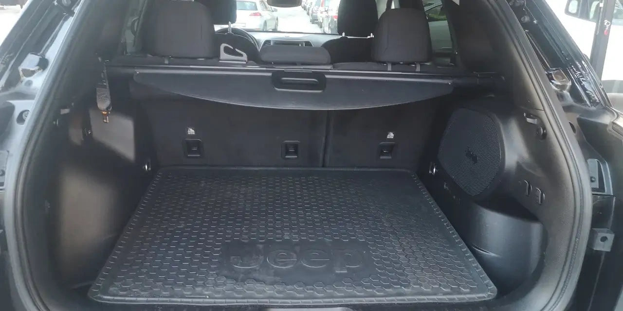 JEEP - CHEROKEE (2020 - km 2.500 - Diesel)