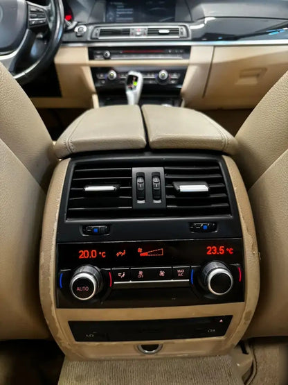 BMW - 530D (2013 - km 114.000 - Diesel)