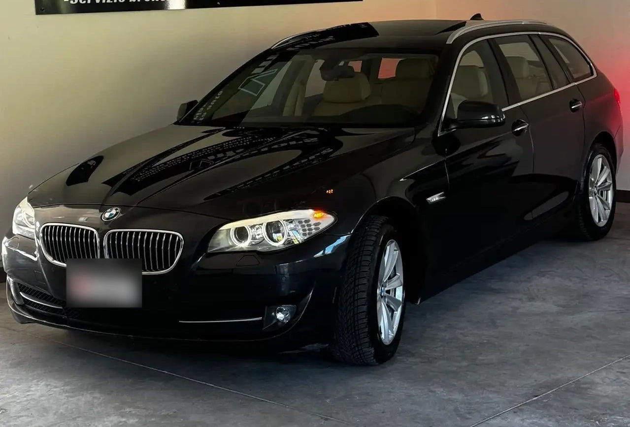 BMW - 530D (2013 - km 114.000 - Diesel)