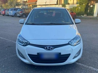 HYUNDAI - I20 (2014 - km 113.000 - Benzina)