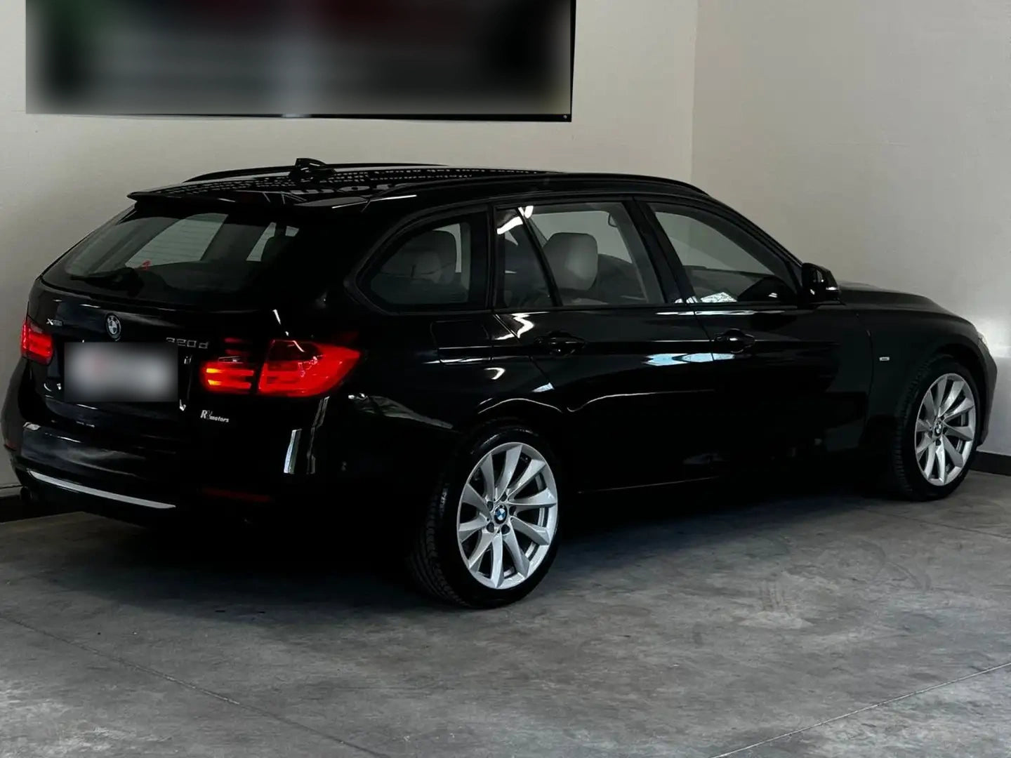 BMW - 320d (2013 - km 173.000 - Diesel)