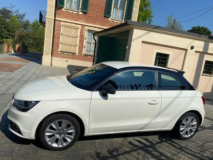 AUDI - A1 (2015 - km 82.000 - Diesel)
