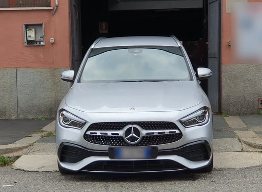 MERCEDES-BENZ - GLA 220 (2020 - km 61.263 - Diesel)