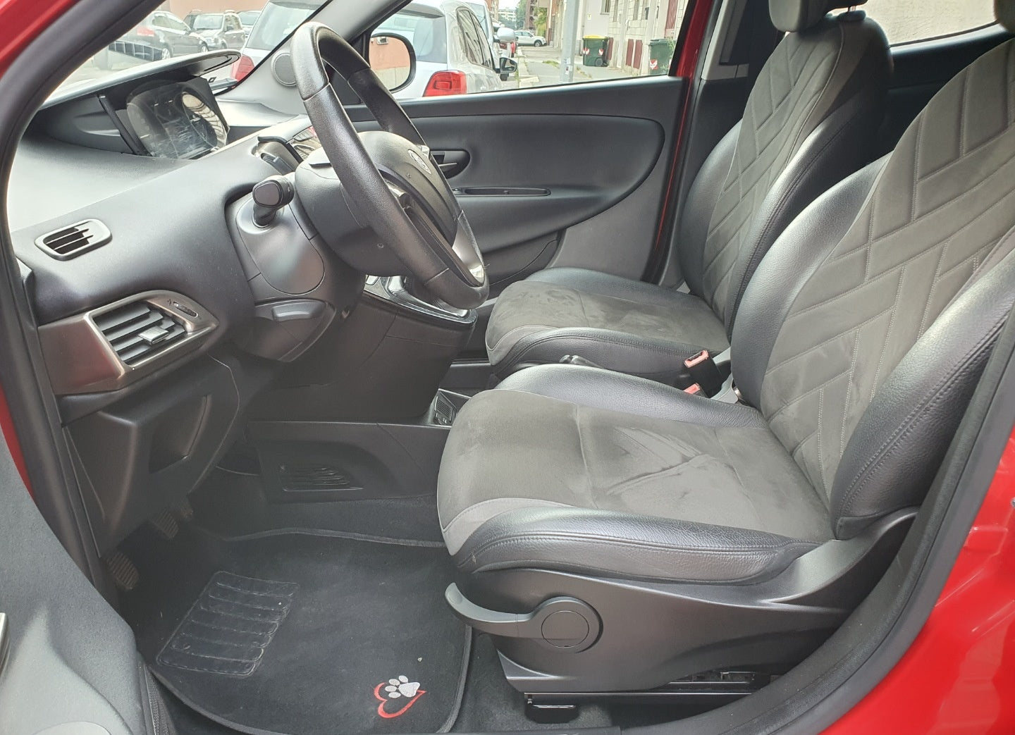 LANCIA - YPSILON (2018 - km 71.371 - Gpl)