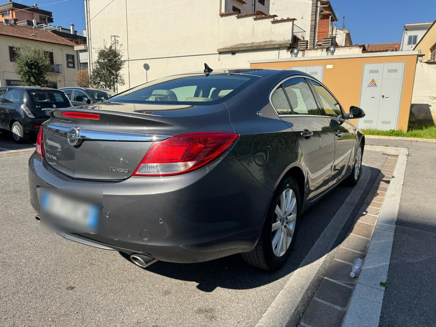 OPEL - INSIGNIA (2009 - km 138.000 - GPL)