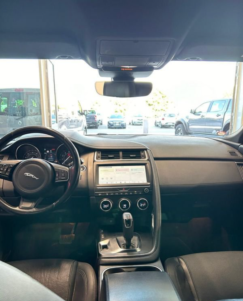 JAGUAR - E-PACE (2018 - km 93.000 - Benzina)