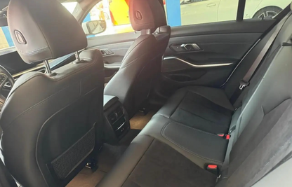 BMW - 318 (2022 - km 30.000 - Ibrida)