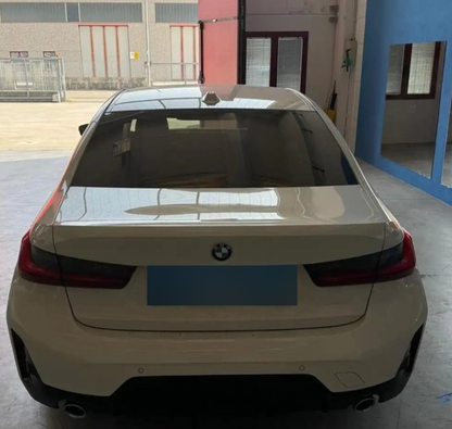 BMW - 318 (2022 - km 30.000 - Ibrida)