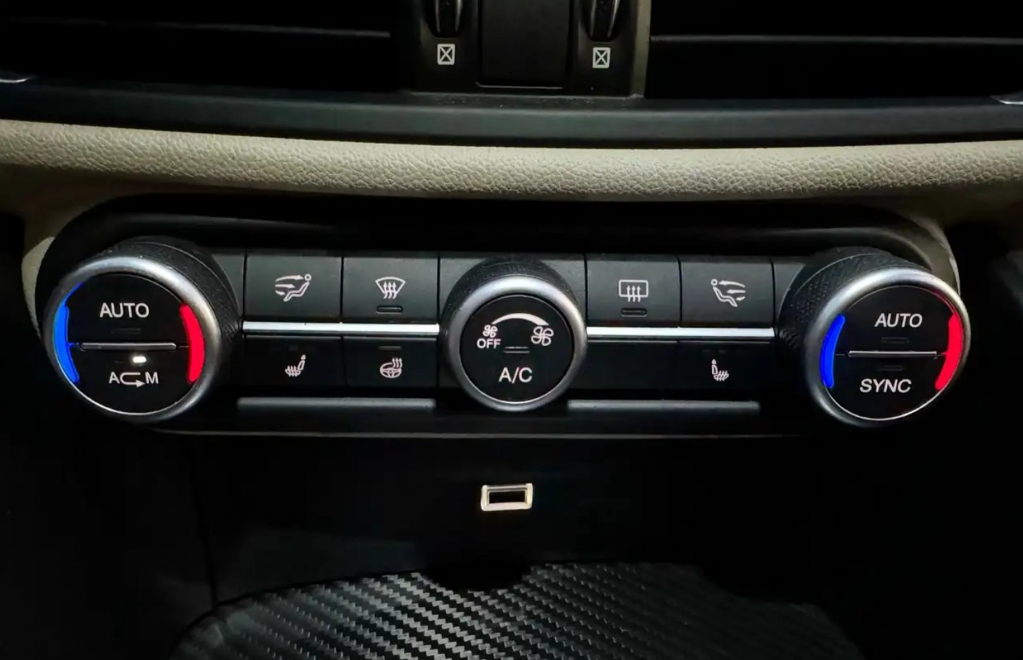ALFA ROMEO - GIULIA (2017 - km 48.769 - Benzina)