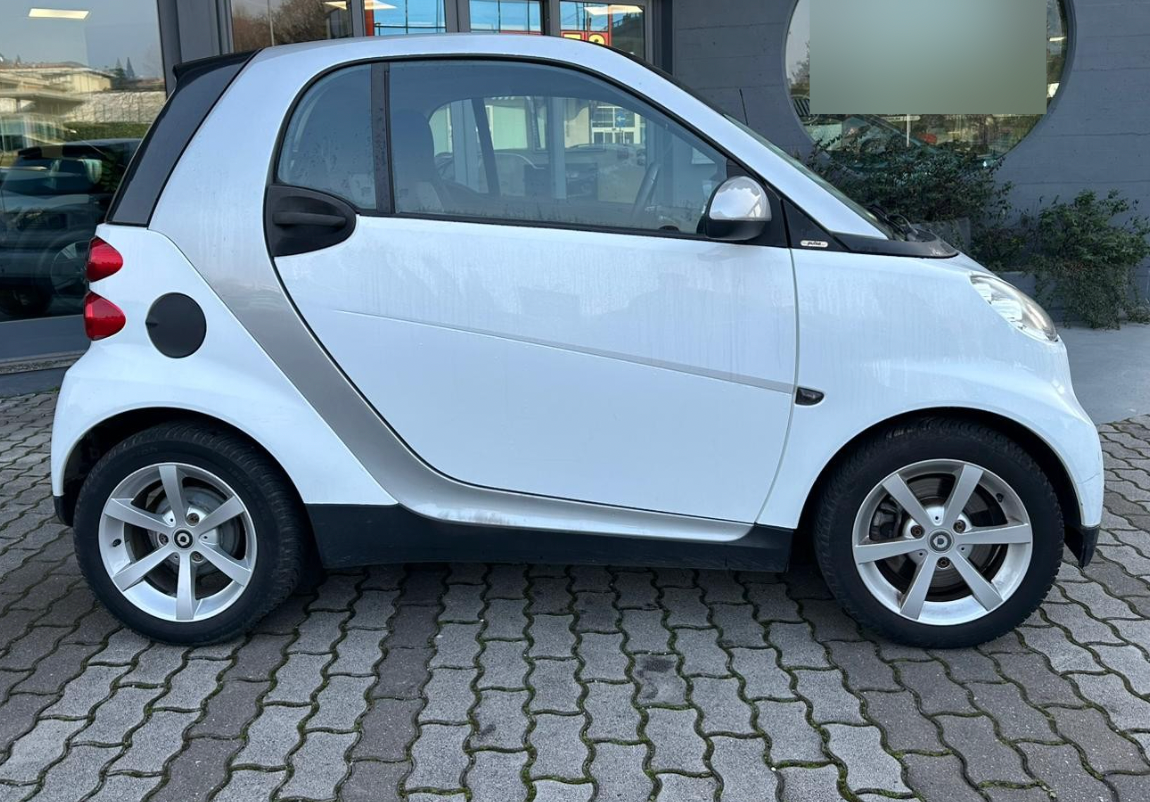 SMART - FORTWO (2009 - km 162.000 - Benzina)