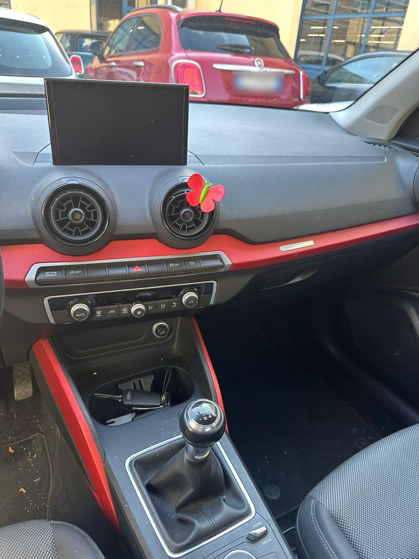 AUDI - Q2 (2018 - km 129.000 - Diesel)