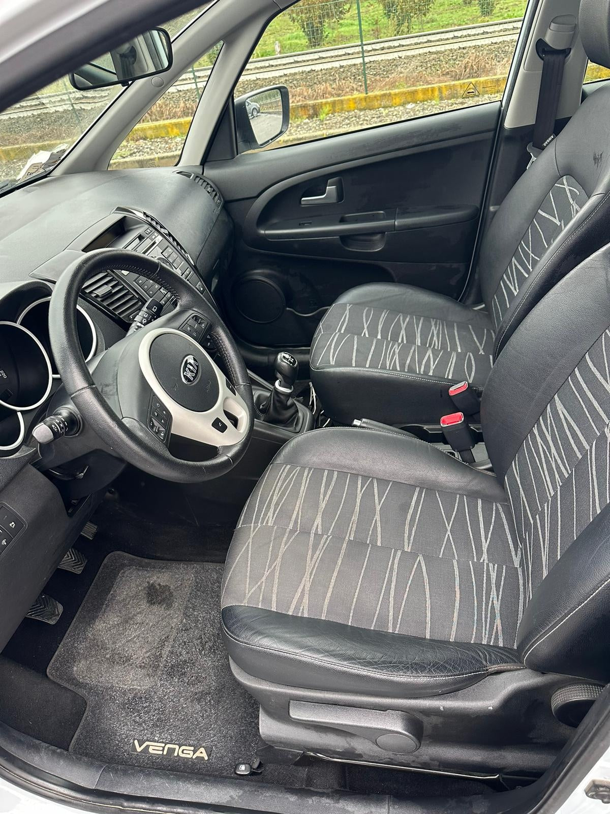 KIA - VENGA (2013 - 150.000 km - Gpl)