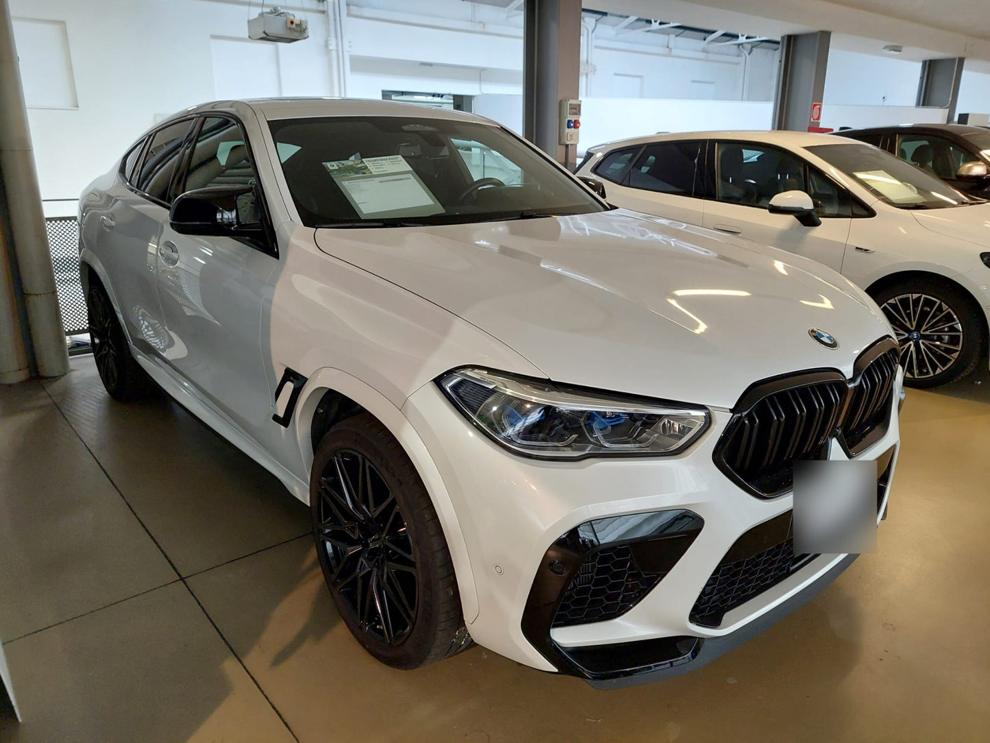 BMW - X6M (2021 - km 30.142 - Benzina)