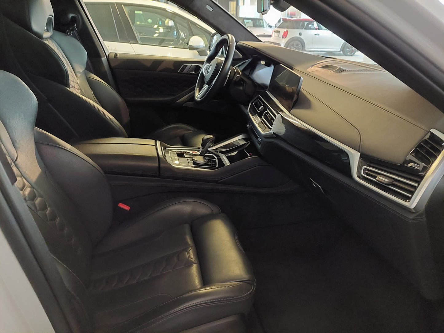 BMW - X6M (2021 - km 30.142 - Benzina)