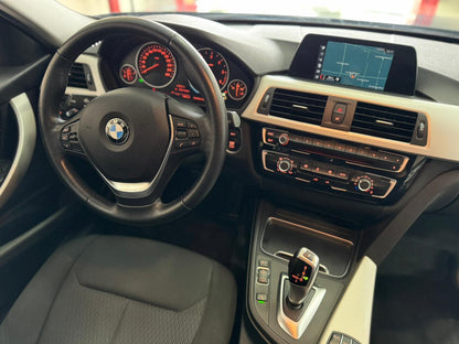 BMW - 318d (2018 - km 168.000 - Diesel)