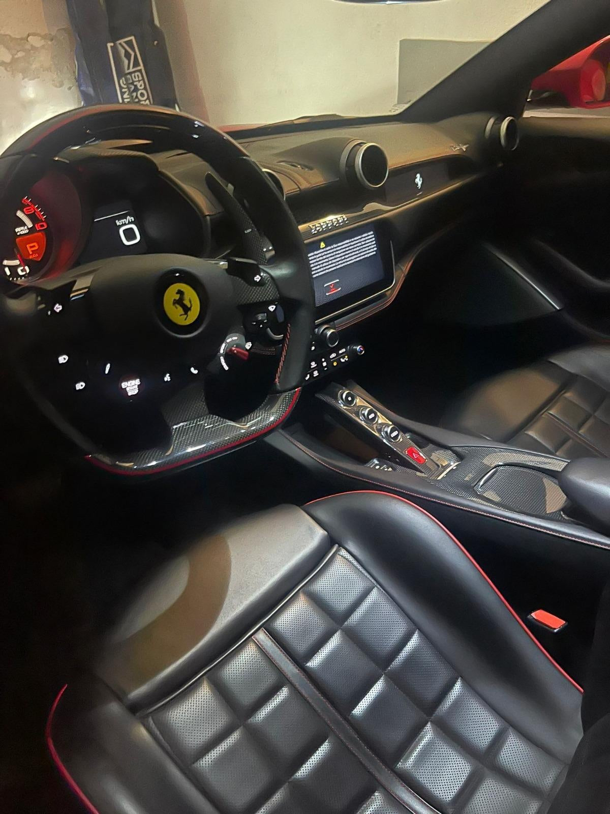 FERRARI - PORTOFINO (2019 - km 51.000 - Benzina)