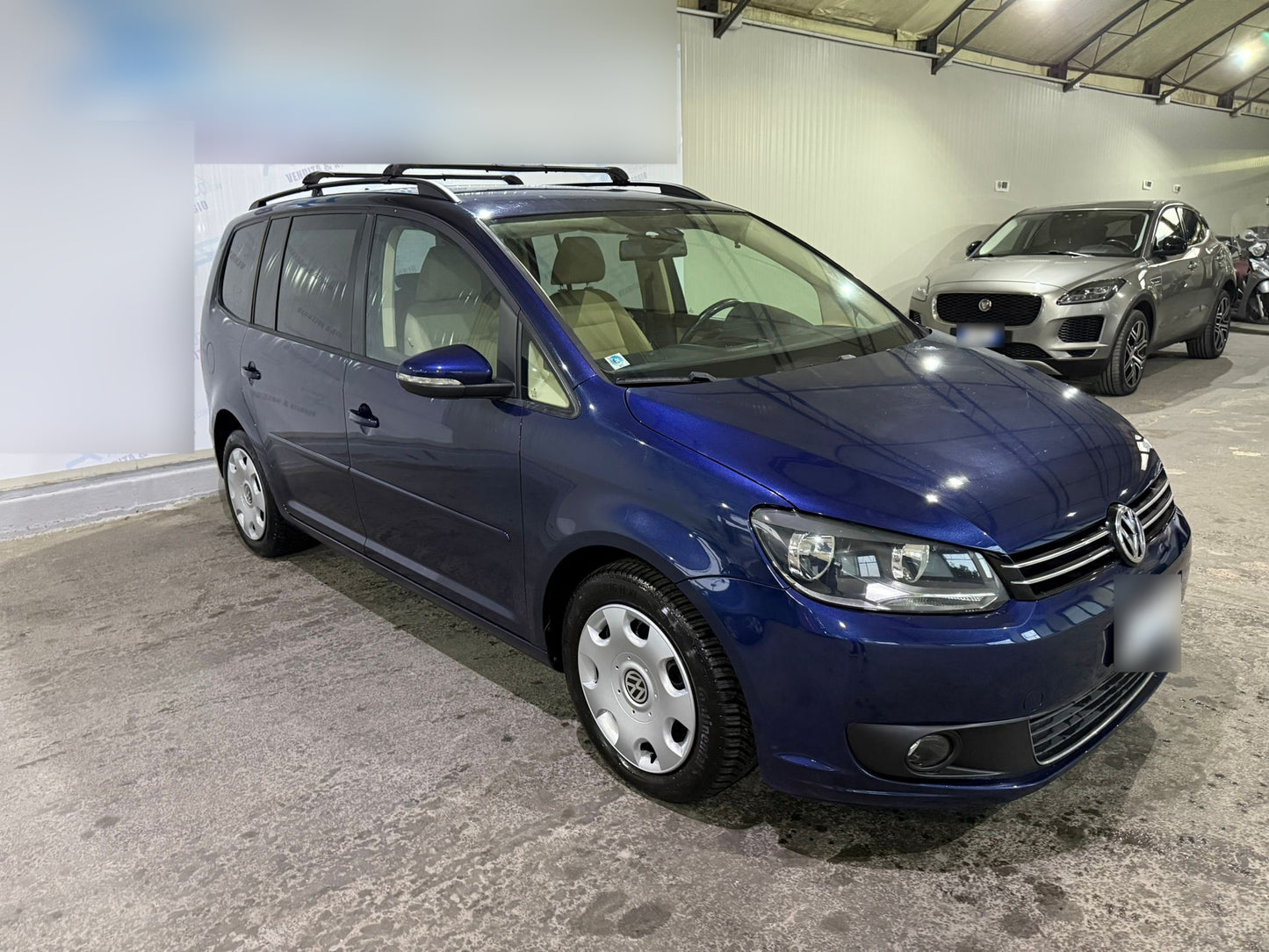 VOLKSWAGEN - TOURAN (2012 - km 190.000 - Diesel)