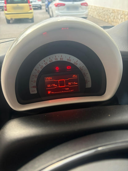 SMART - FORTWO (2016 - km 66.179 - Benzina)