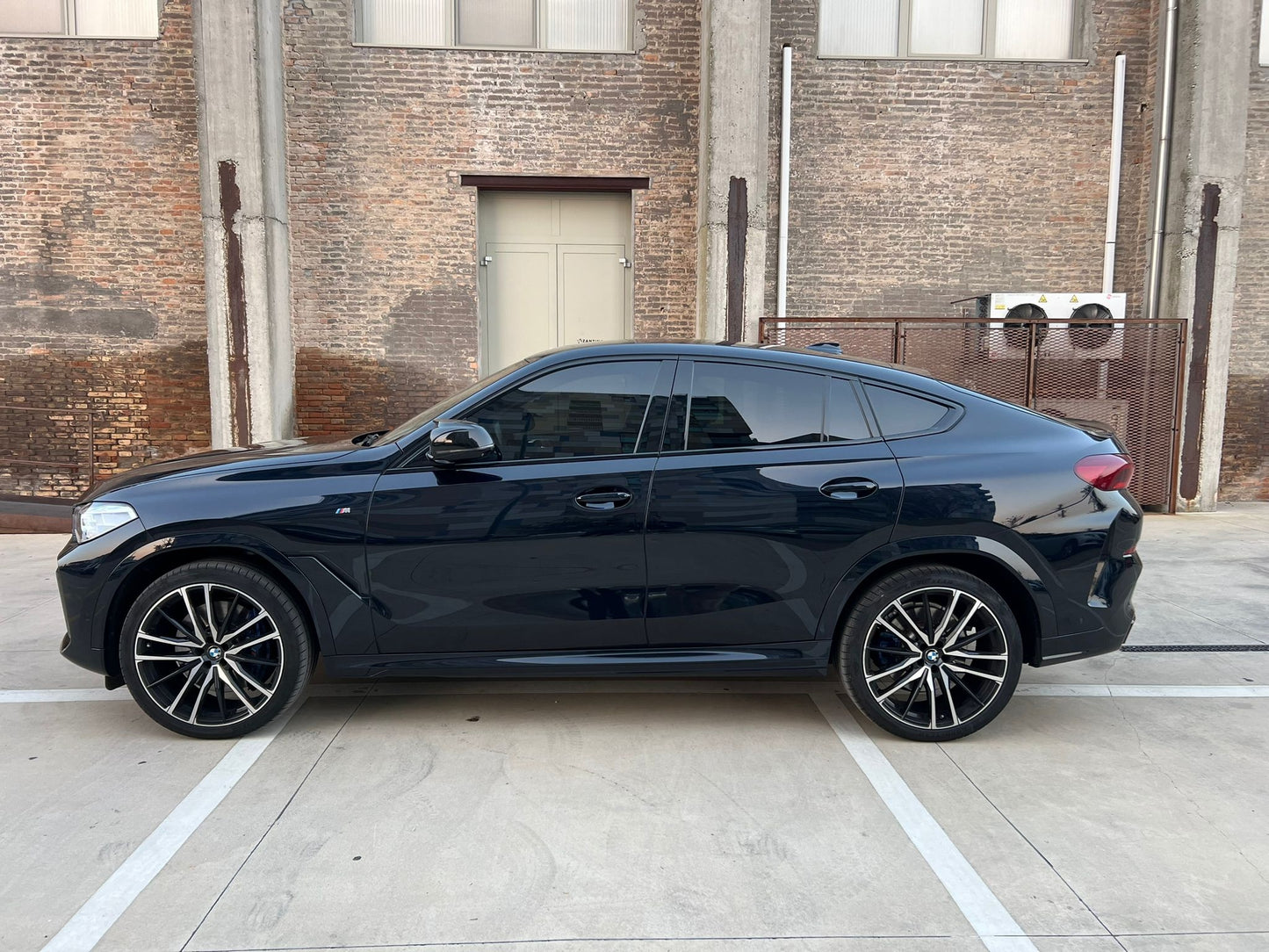 BMW - X6 M SPORT (2020 - km 35.000 - Benzina)